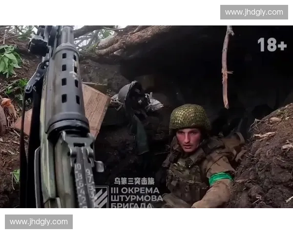 中乌足球激战精彩回顾 全程回放与精彩瞬间分析