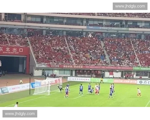 足球赛场上的激情与挑战 每一场比赛都是心跳的节奏